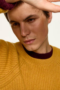 Mustard coloured knitted cashmere jumper