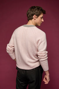 Cashmere sweater with details 