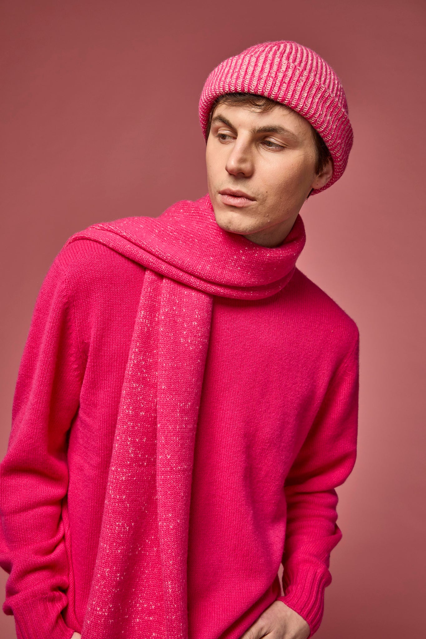 Ribbed cashmere beanie hat